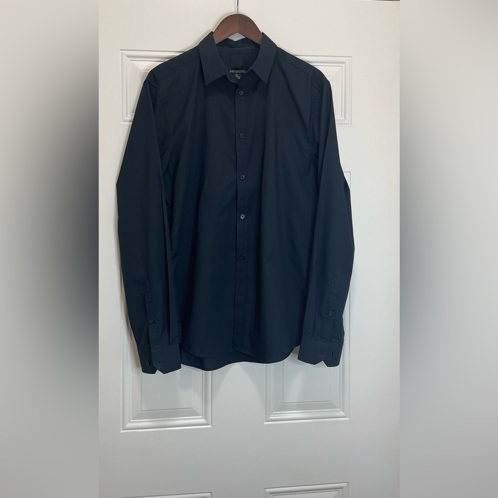 H&M slim fit, dress/casual button down shirt